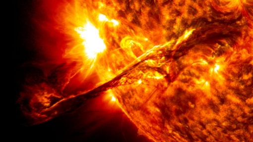 Sol with a focus on a solar eruption (flare).